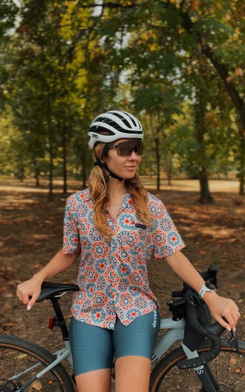 Diana cycling in a Pamera shirt